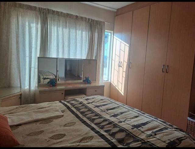 2 BEDROOM FLAT RENTED IN DALPARK EXT 1